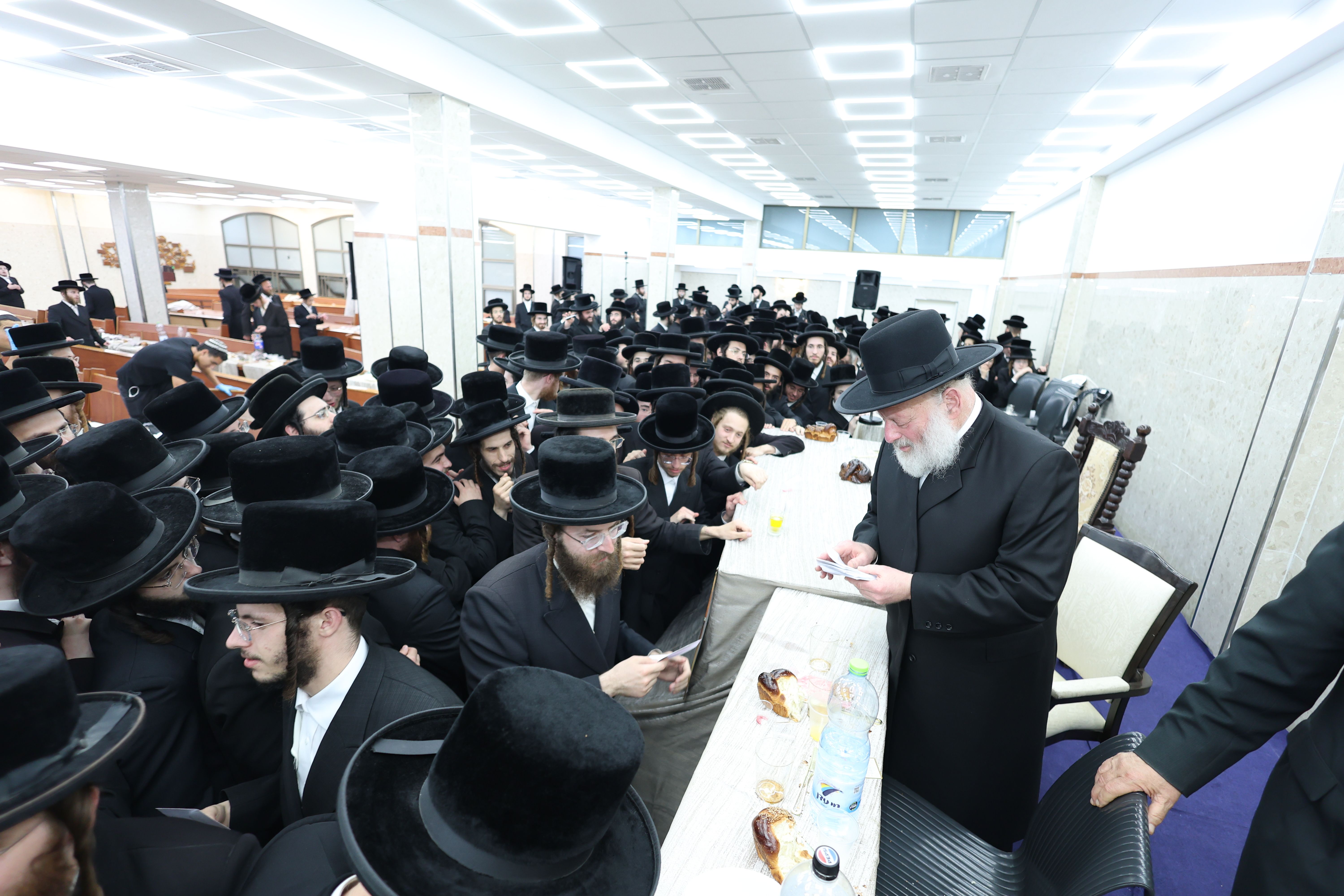 Dedication of Heichal HaTorah at Dushinsky
