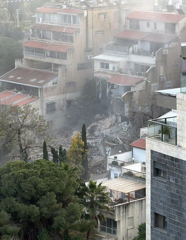 Direct Iranian missile hit in Haifa