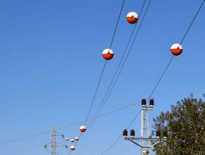 Aircraft Warning Spheres: Safety Devices on High-Voltage Lines to Prevent Low-Altitude Collisions