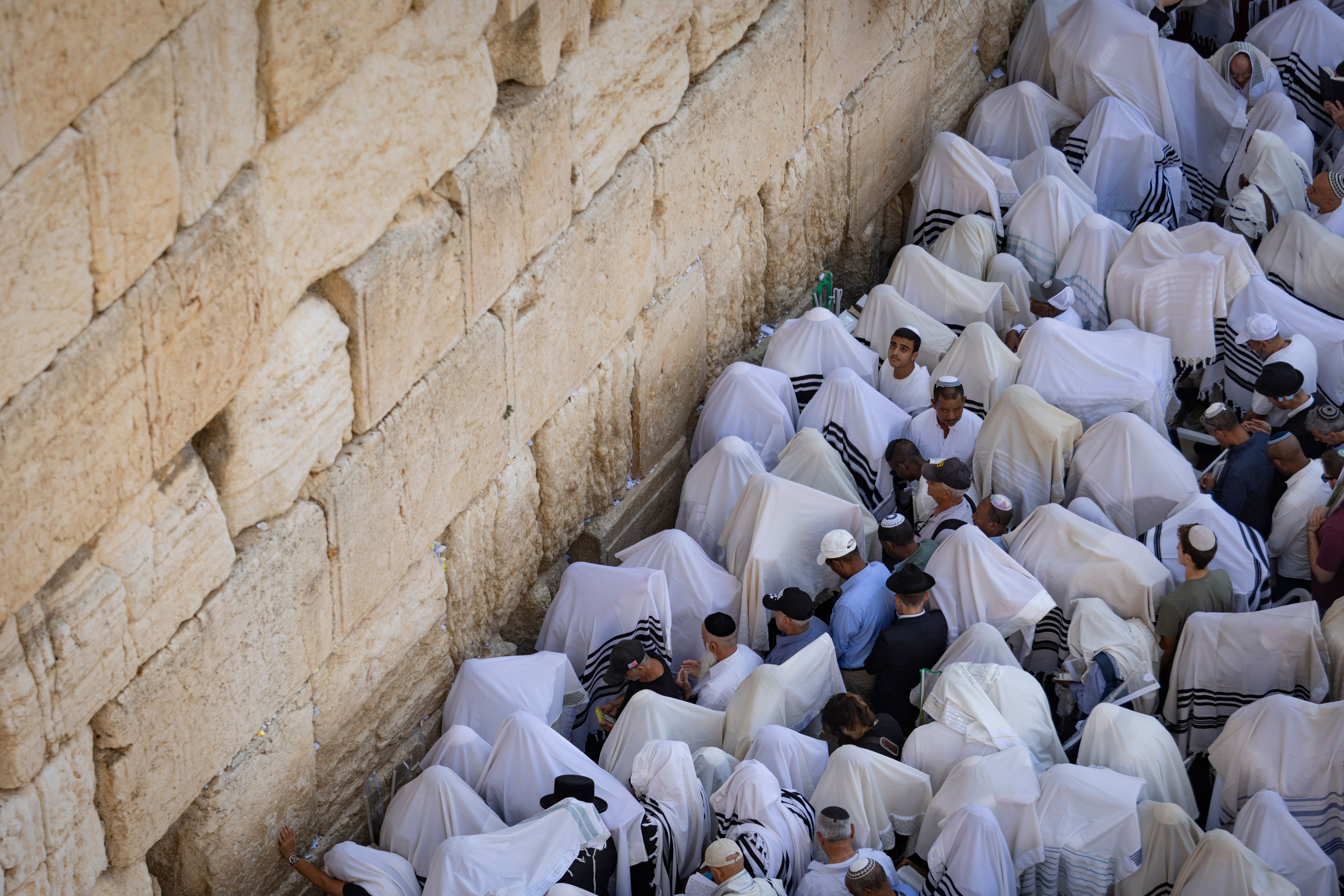 Birkas Kohanim at the Western Wall