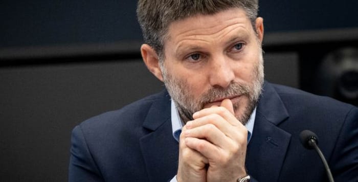 "A time of national emergency." Rightwing figures appeal to Finance Minister Betzalel Smotrich.