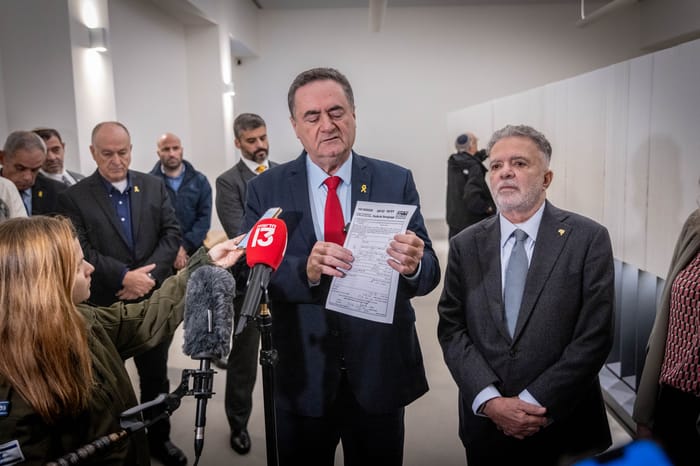 Brazilian ambasdor to Israel Frederico Meyer and Foreign Minister Israel Katz tour at the Yad Vashem Holocaust Memorial museum in Jerusalem, February 19, 2024.