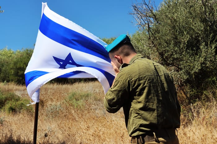 Israeli soldier mourns after Hamas attack from the Gaza Strip on October 7, 2023