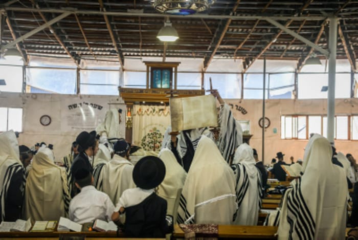 Davening in Uman, Tzom Gedaliah, September 18, 2023.