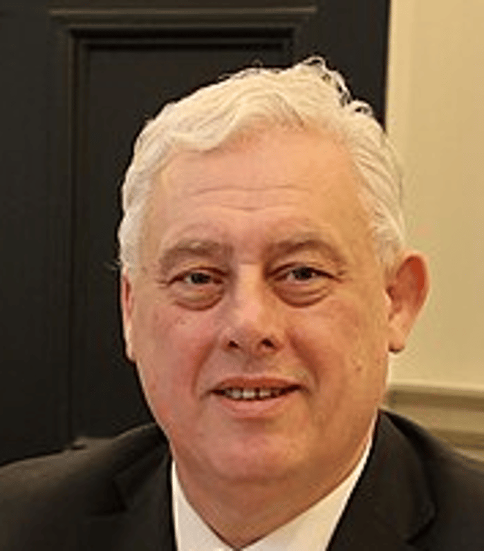 Thaoms Gould