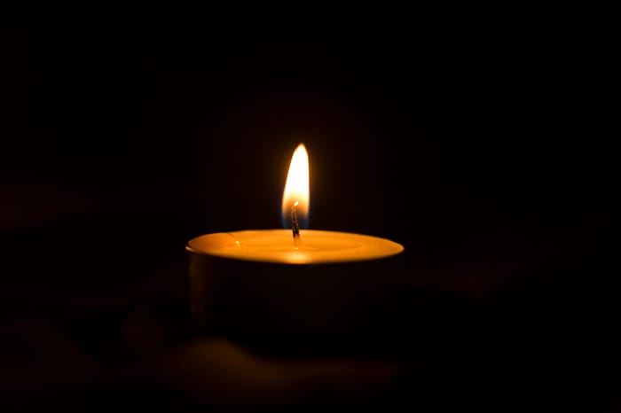 Memorial candle