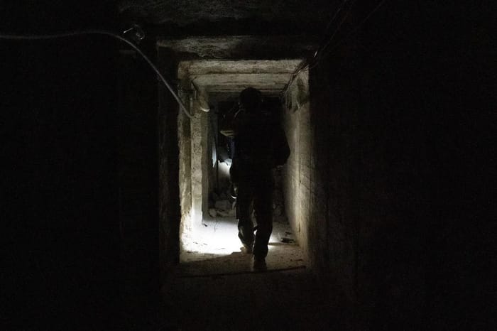 Terror tunnel
