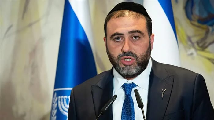 Minister Arbel