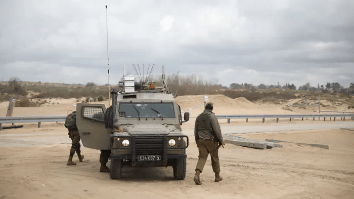 IDF on Zikim beach