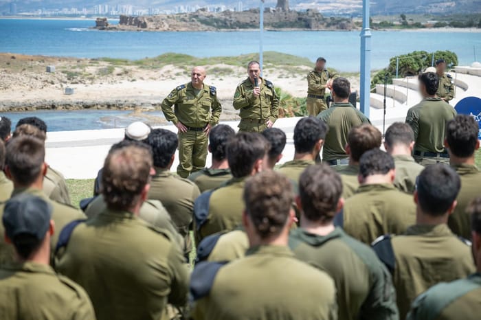 IDF Chief of Staff speaks with Navy Elite Unit 'Shayetet 13'