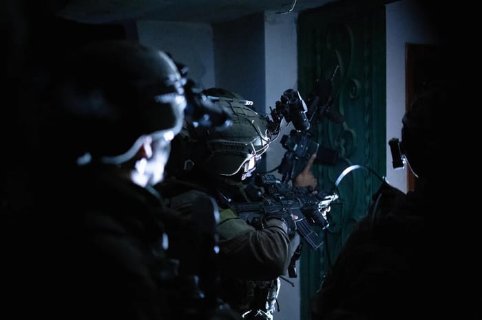 IDF soldiers operating in Syira