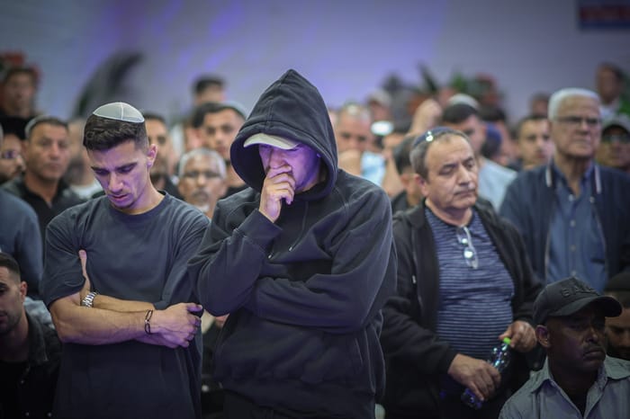 Attending the funeral of Gadi Kinda.