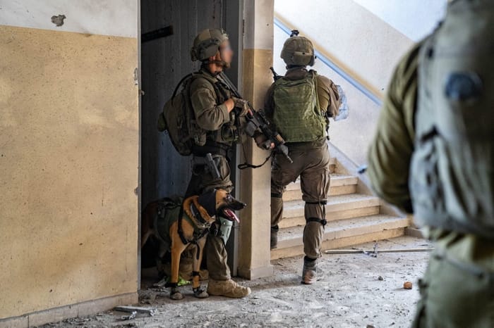 Elite Dog Unit Oketz operating in Gaza