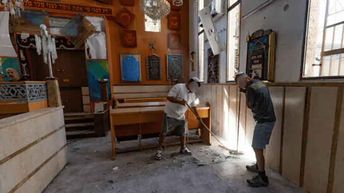 Holon synagogue after Iranian attack