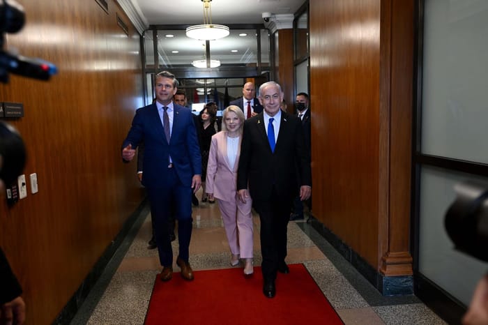 Netanyahu and Hegseth.