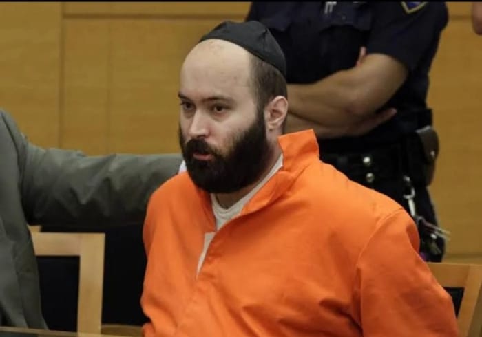 Levi Aron