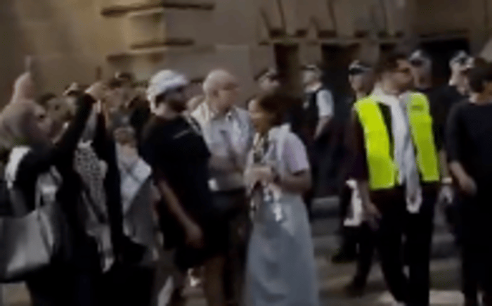 Protesting Israeli President Herzog’s Visit in Sydney