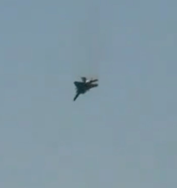 F-15 just before it crashes