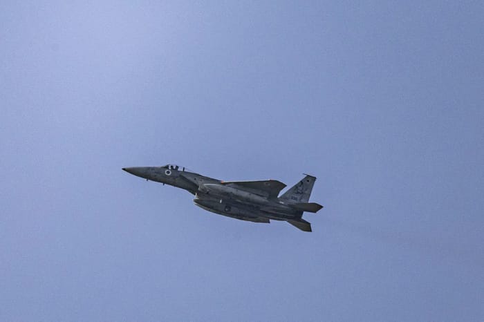 Fighter jet