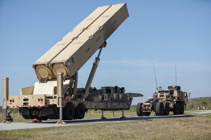 Long range weapons system