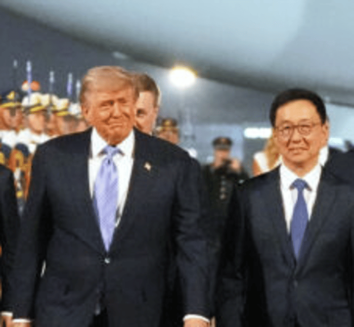 Donald Trump arrives in China