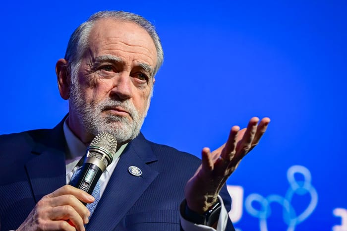 Mike Huckabee speaks at Tel Aviv University