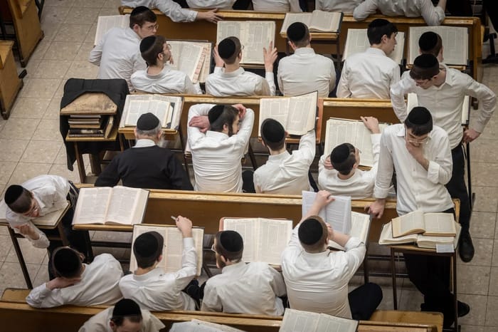 Haredi yeshiva students