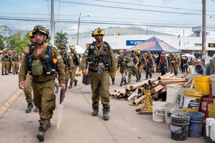  The aid mission to Colombia
