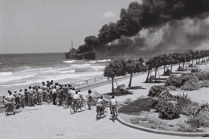 Altelena goes up in flames, June 1948