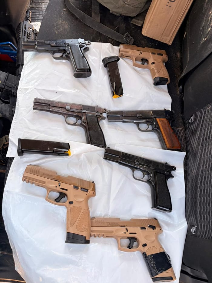 Seven Handguns Seized at Jordan Valley Border 