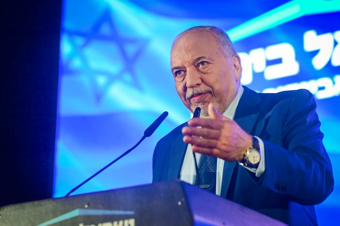 Lieberman at an evening campaign event