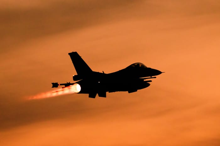 F-16