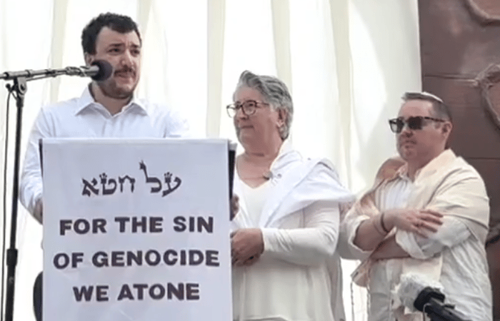 Mahmoud Khalil at Progressive Yom Kippur Service