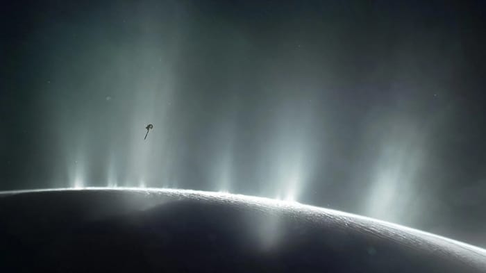 Saturn's moon Enceladus and its water plumes