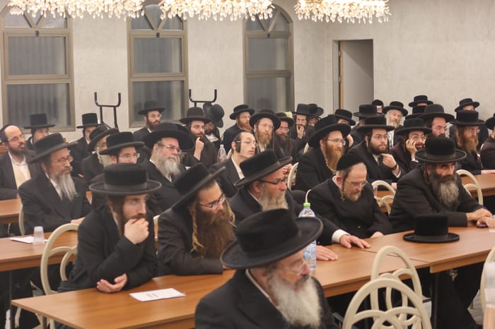 Protest rally against tunnel burials | Photo: Courtesy