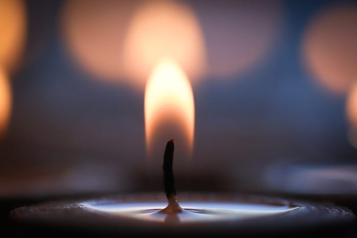 Memorial candle