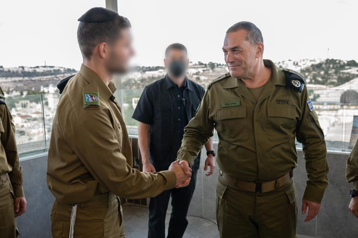 A chareidi officer with the Chief of Staff