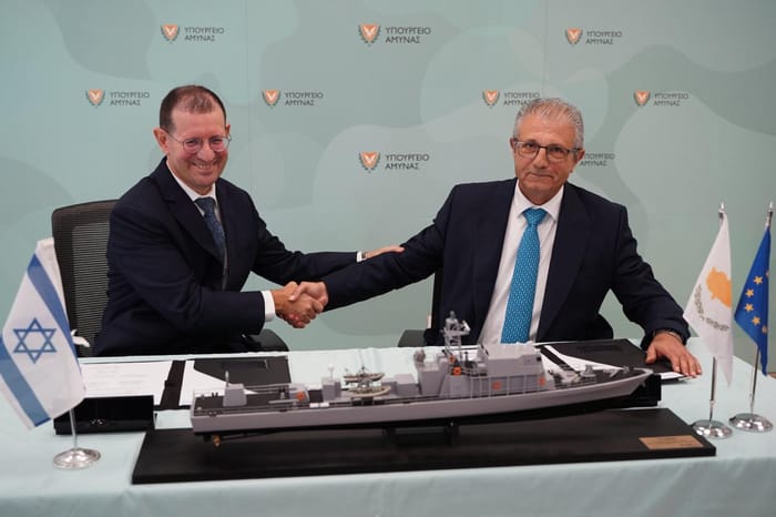 The signing ceremony. Photo: Cyprus Ministry of Defense