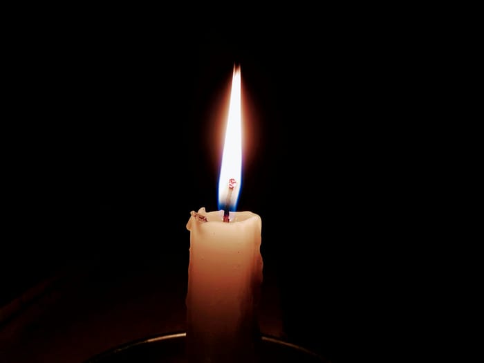 Yahrtzeit candle