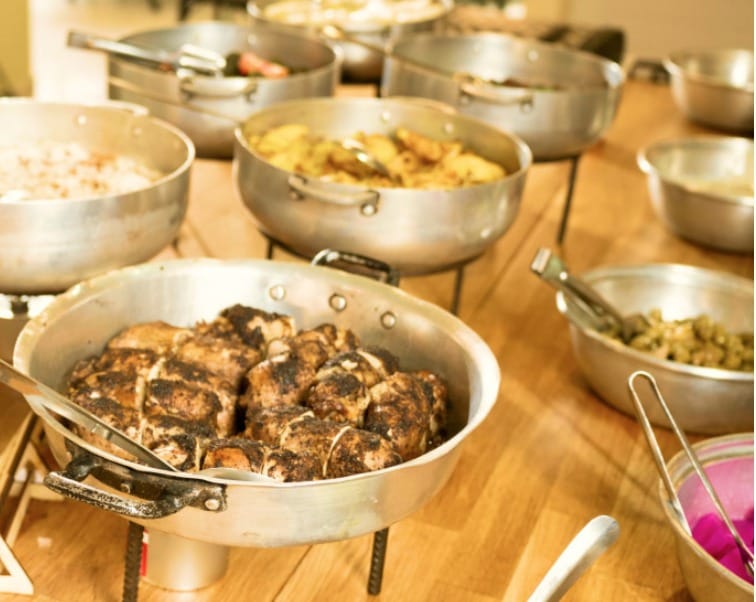 Nura's Kitchen food