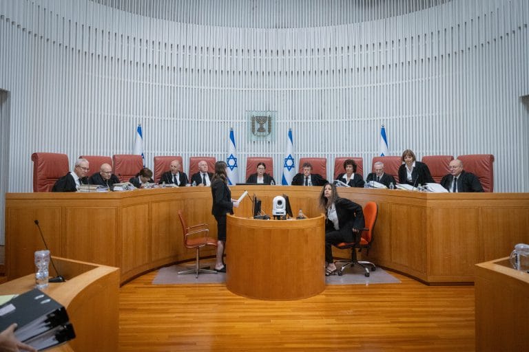 The discussion on the Incapacity Law