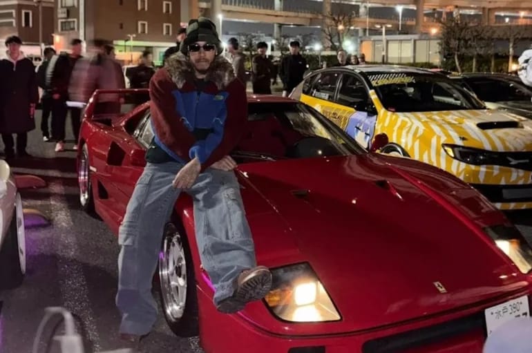 Hamilton next to the Ferrari he found