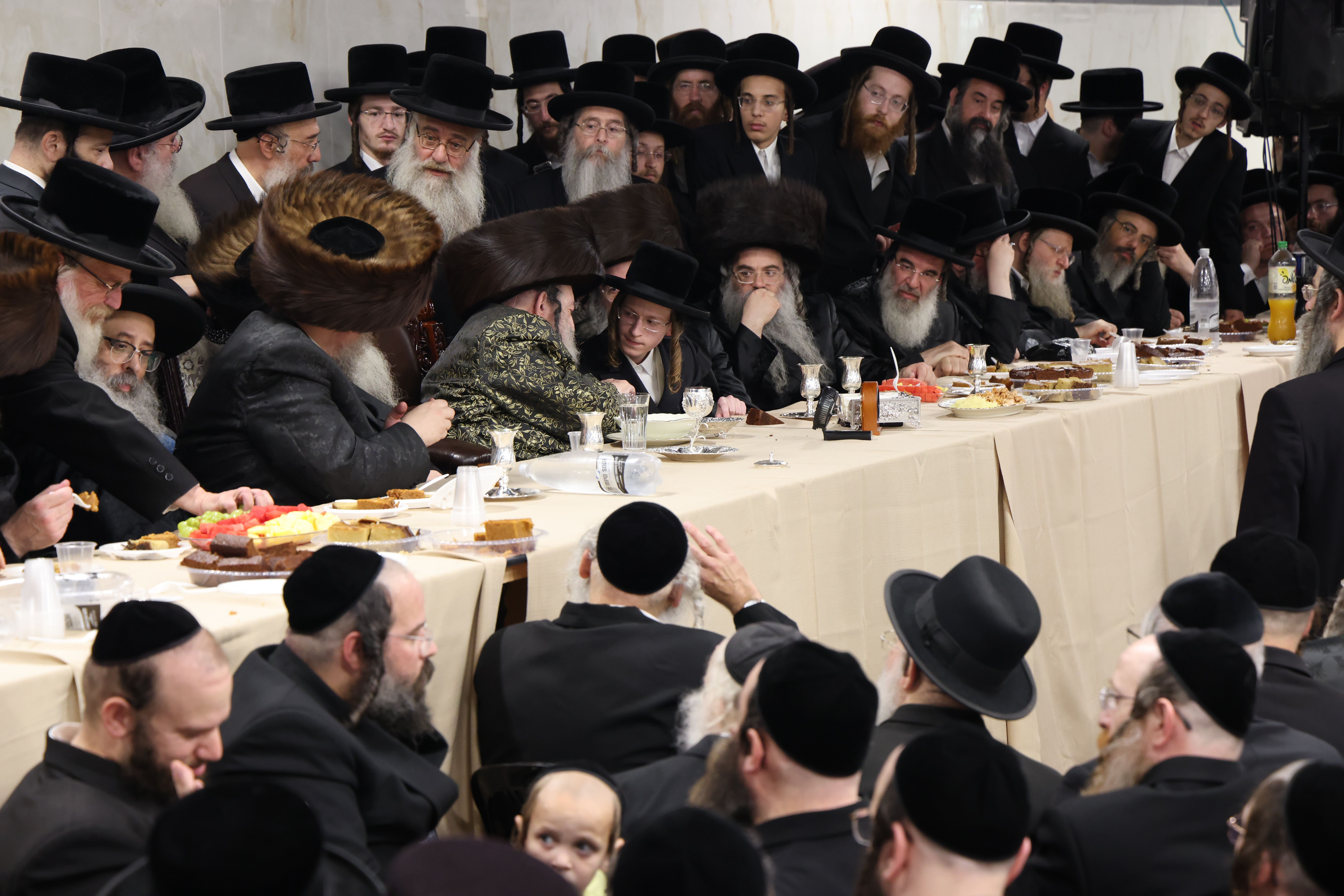 Vizhnitz celebration