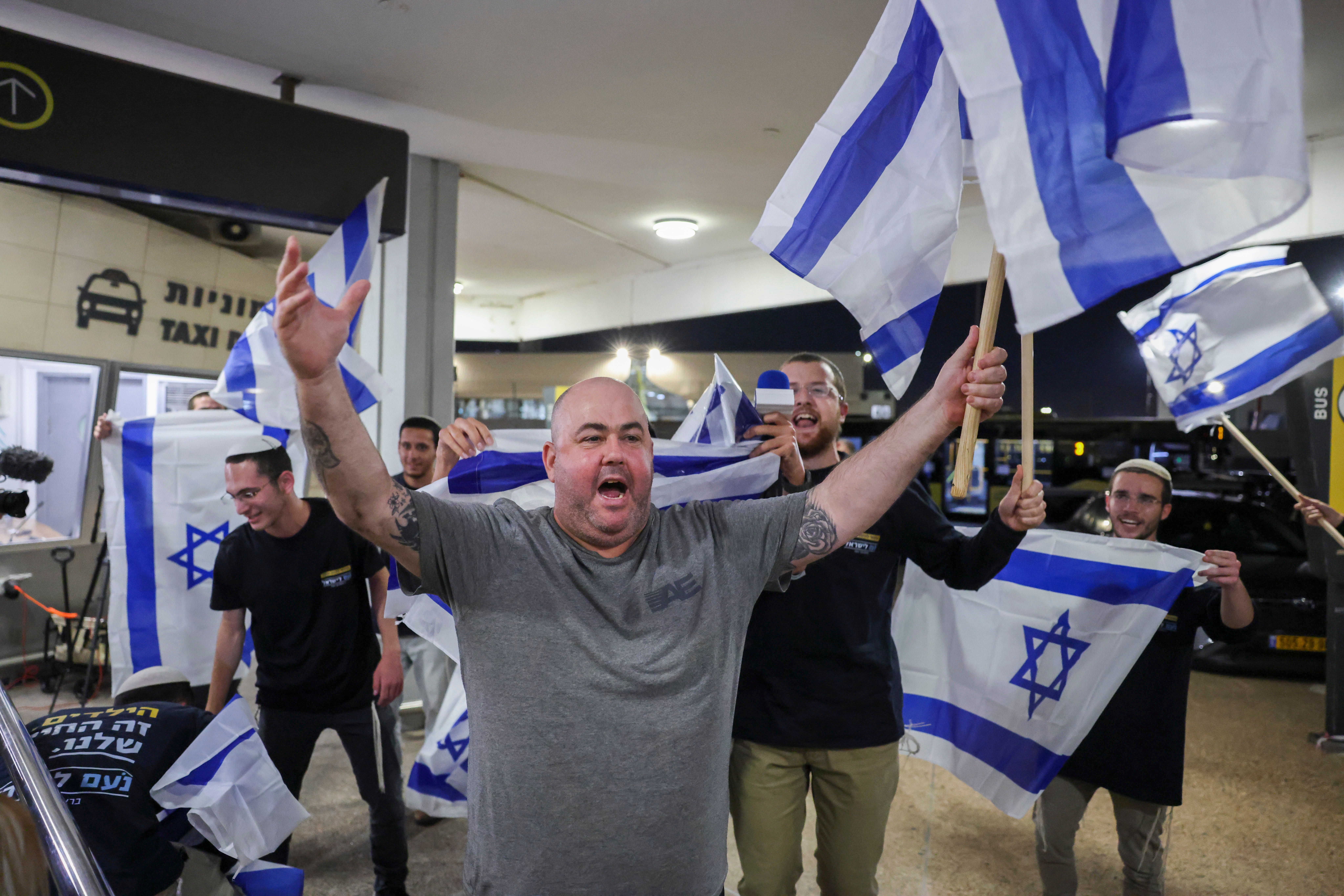 Scenes from the landing at Ben Gurion Airport