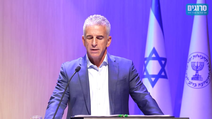 Head of the Mossad Dedi Barnea at the moving ceremony