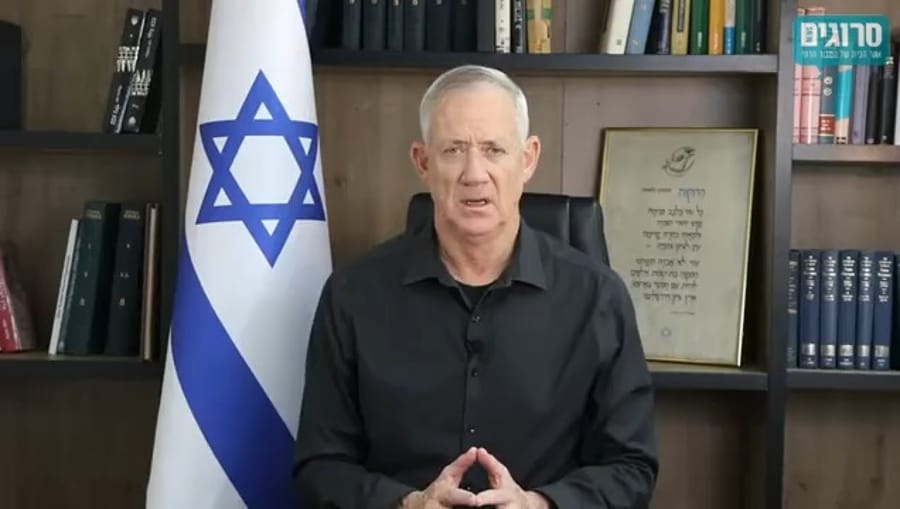 Gantz attacks Netanyahu