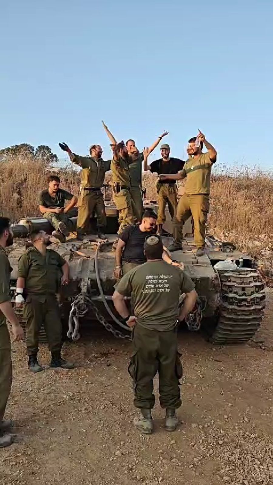 Moving video of IDF soldiers dancing