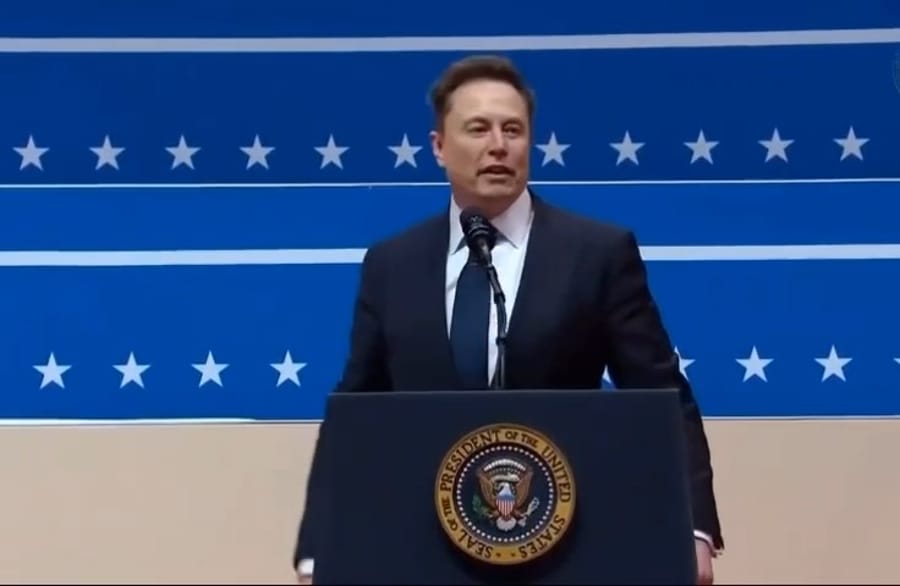 Elon Musk giving the Nazi Salute?!
