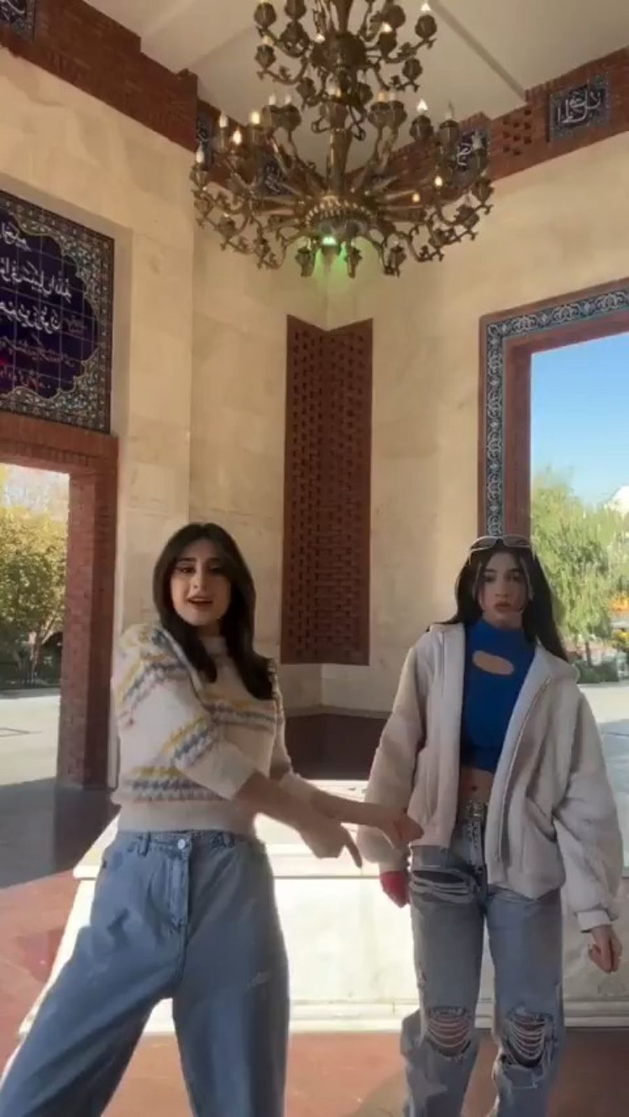 Iranian girls at the momument