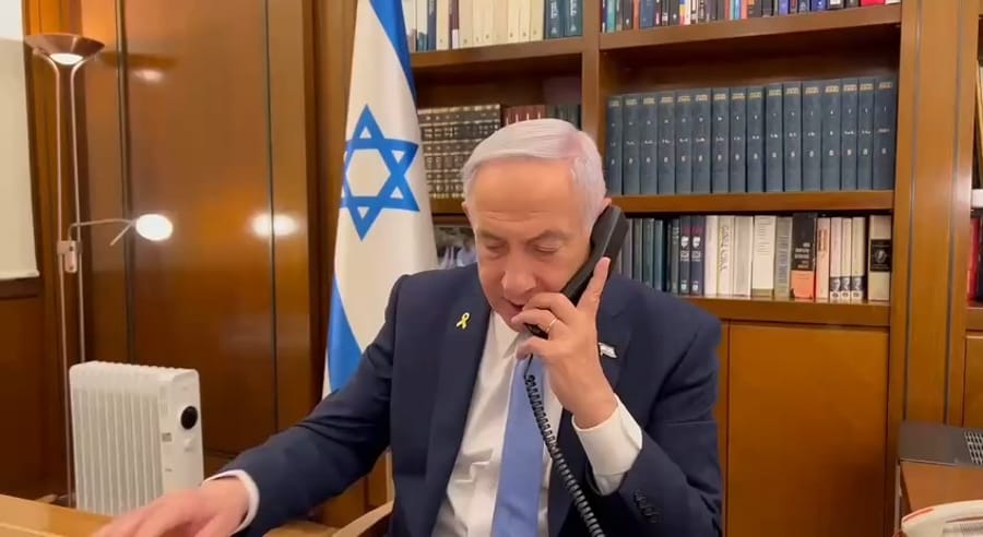 Netanyahu on the phone with Eli Sharabi